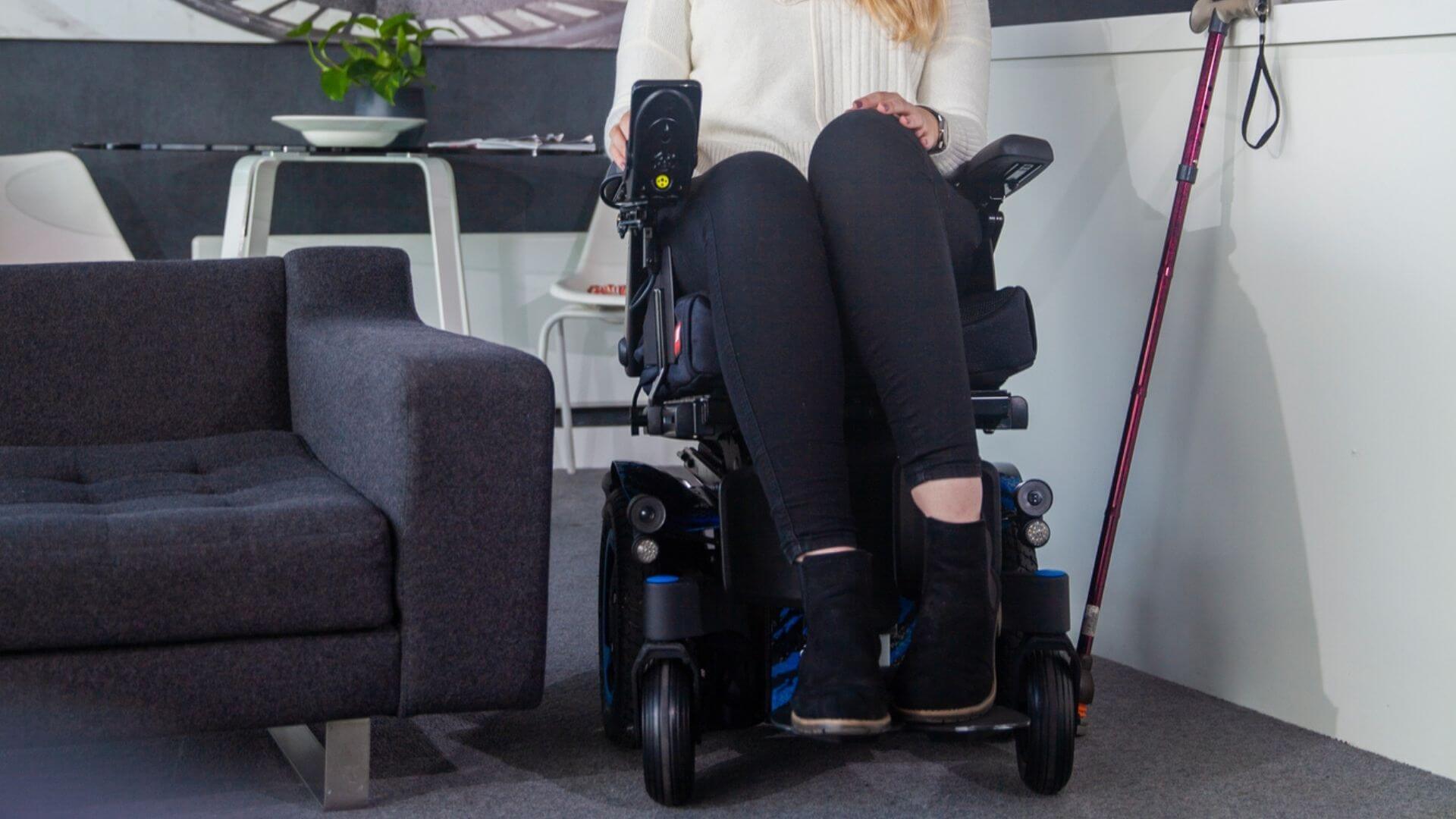 Viktigheten av fotavtrykk og venderadius på elektriske rullestoler (engelsk tekst)